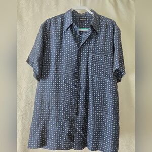 Men's Navy and White Patterned Button-Down Shirt